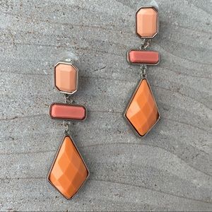 FASHION JEWELRY l Peach Orange Dangle Earrings
